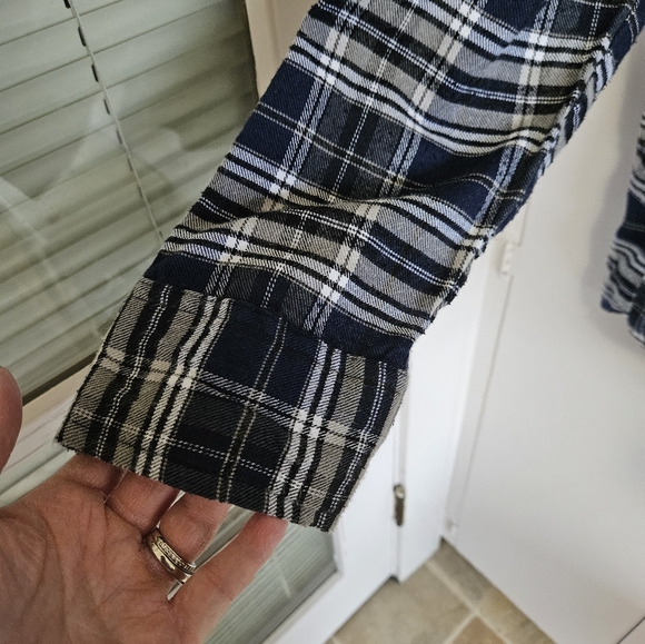 BTC flannel shirt Size L - Picture 8 of 8